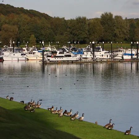 In Netherlands With Private Garden * Plasmolen