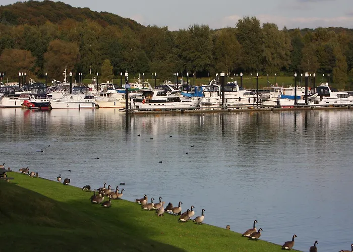 In Netherlands With Private Garden * Plasmolen